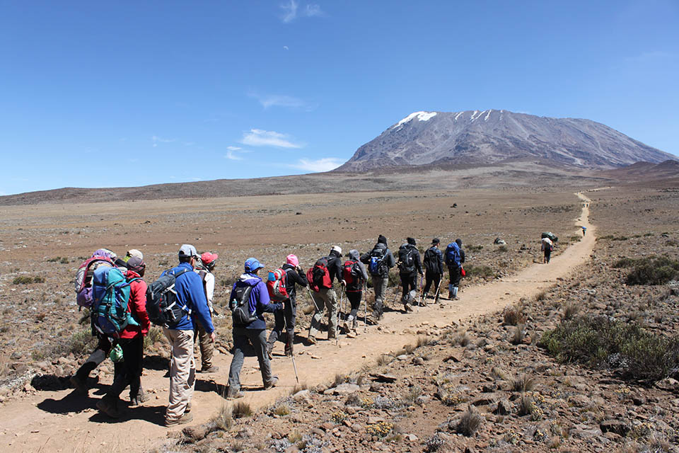 climb_kilimanjaro_mount